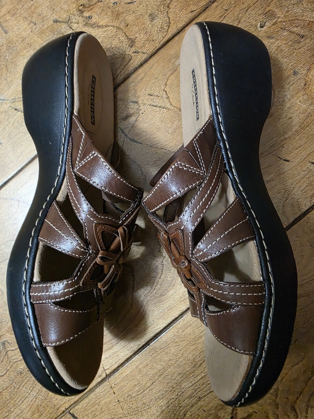 Clarks Brown Leather Floral Cutout Slide Mules - Picture 3 of 8